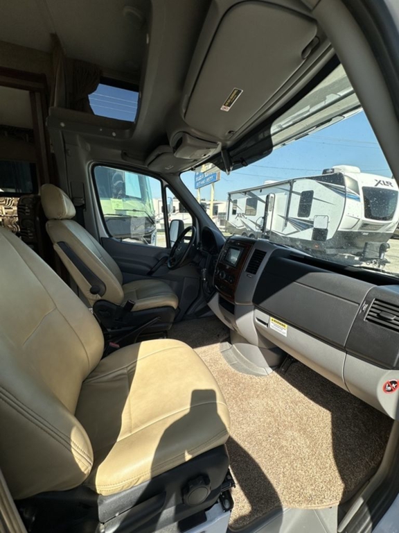 2015 Forest River Sunseeker Mercedes Benz Series 2400W  10