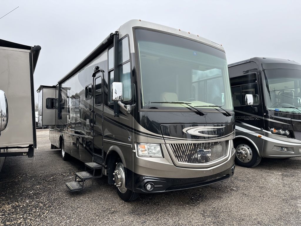 2014 Newmar Canyon Star 3424 2