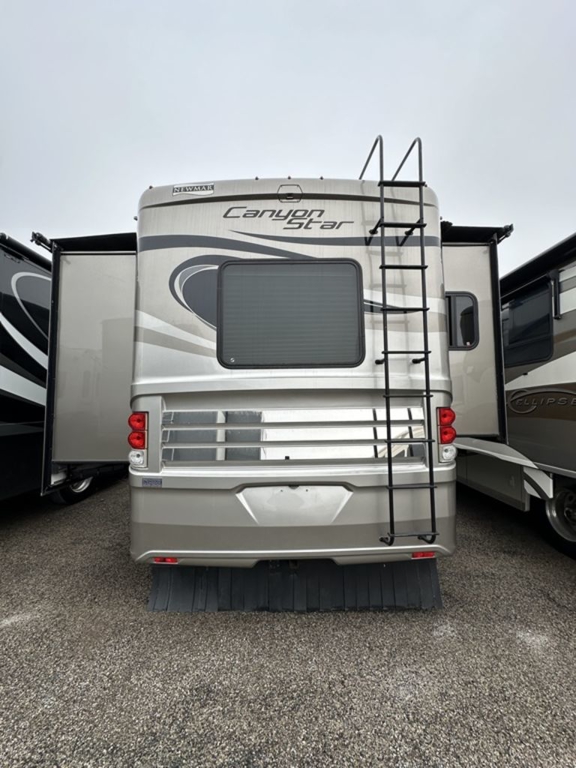 2014 Newmar Canyon Star 3424 3