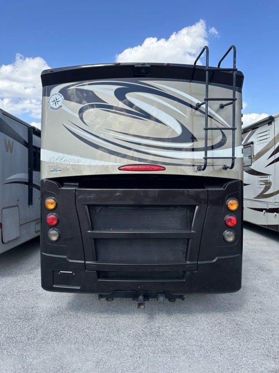 2013 Tiffin Motorhomes Allegro 32 BR 5