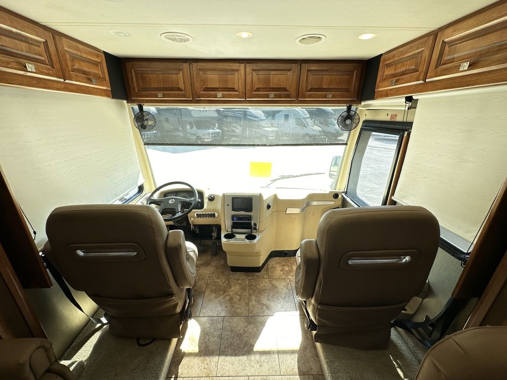 2013 Tiffin Motorhomes Allegro 32 BR 13