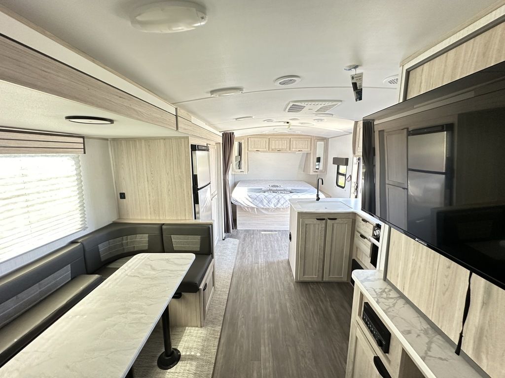 2023 Cruiser RV Shadow Cruiser 215RBS  7