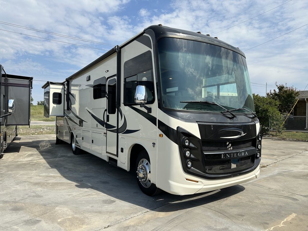 2021 Entegra Coach Vision XL 34B 2