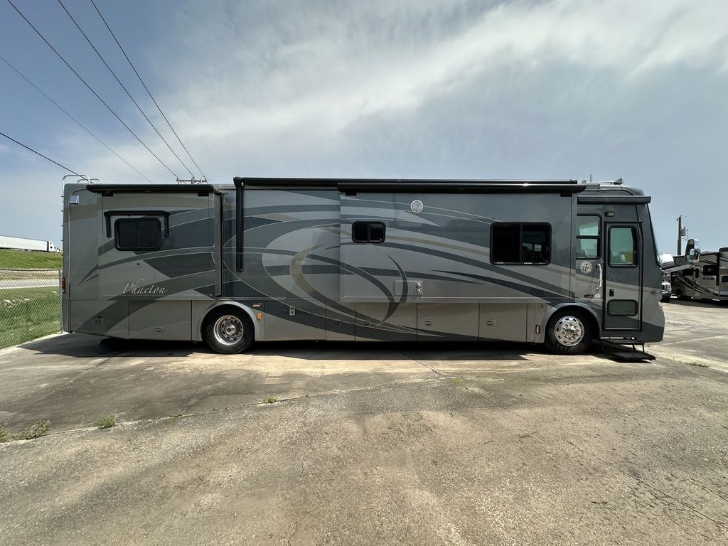 2007 Tiffin Motorhomes 40QSH  3