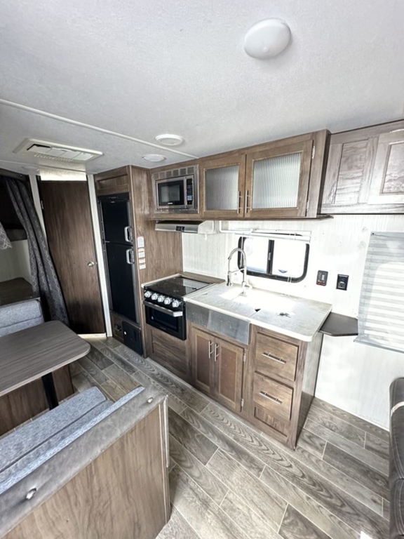 2019 Forest River Cherokee Grey Wolf 26DJSE 6