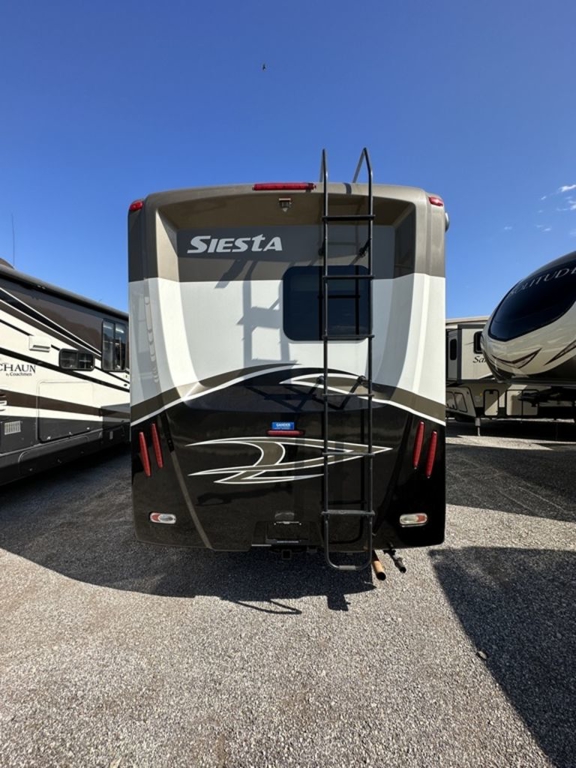 2015 Thor Motor Coach Siesta Sprinter 24SA 6