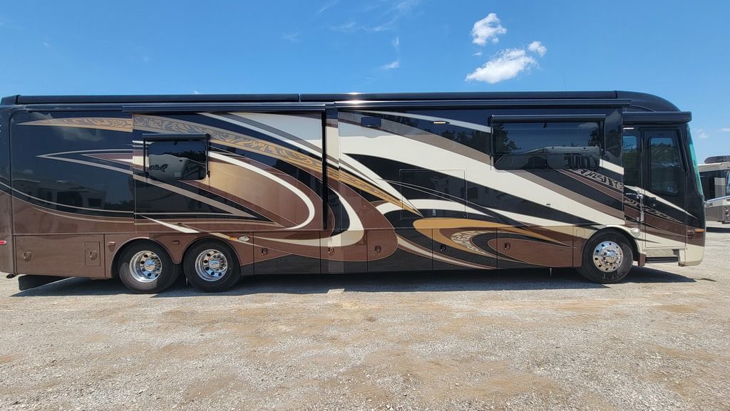 2017 Entegra Coach Anthem 44B 7