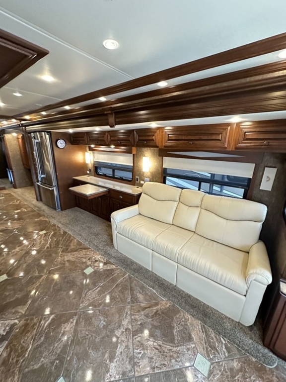 2015 Newmar Dutch Star 3736 23