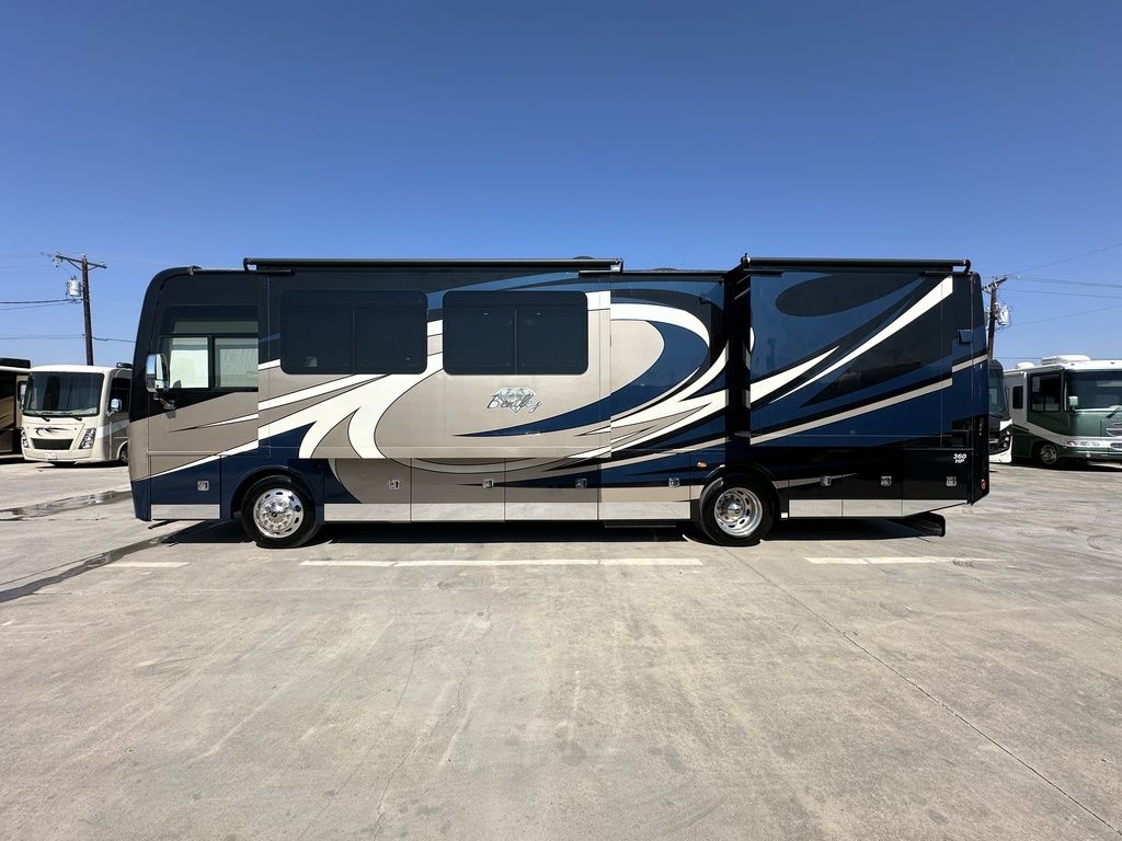 2017 Nexus RV Bentley 34 B  3