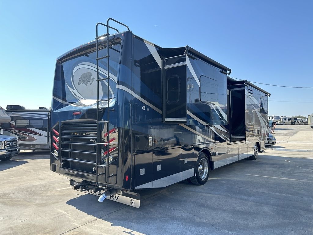 2017 Nexus RV Bentley 34 B  4