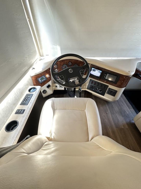 2017 Nexus RV Bentley 34 B  20