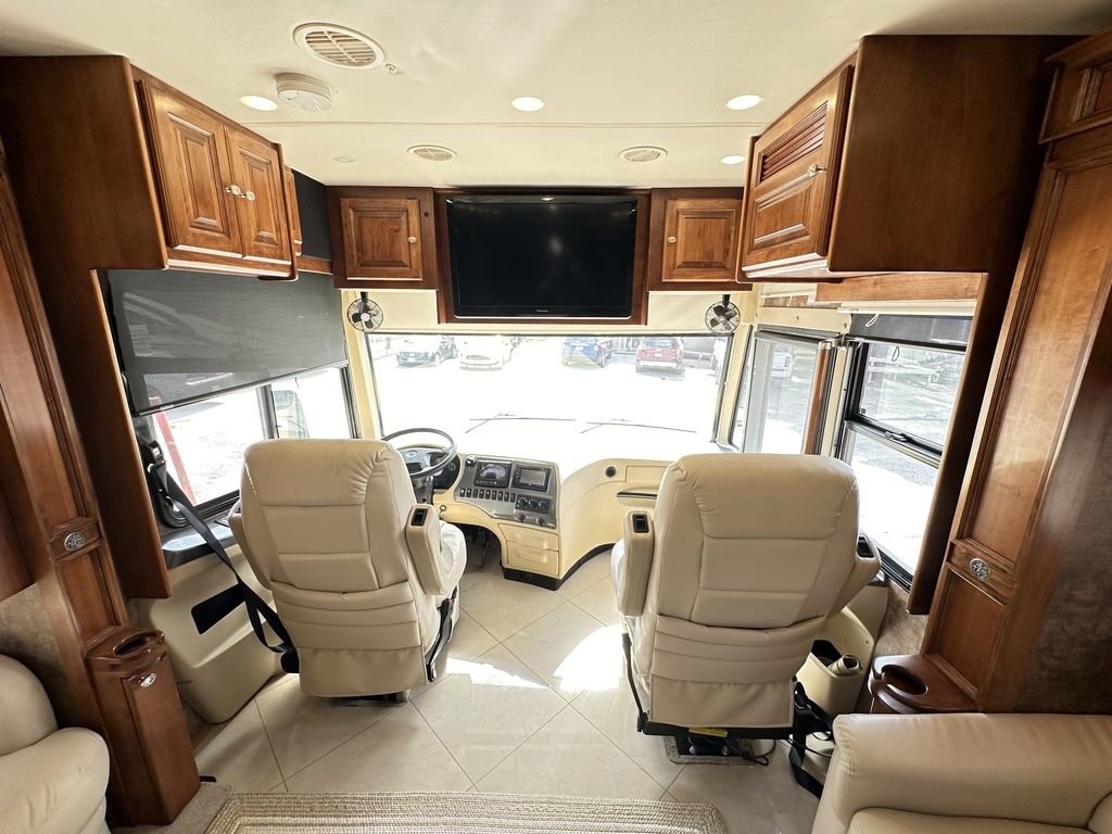 2012 Tiffin Motorhomes Phaeton 40 QBH 14