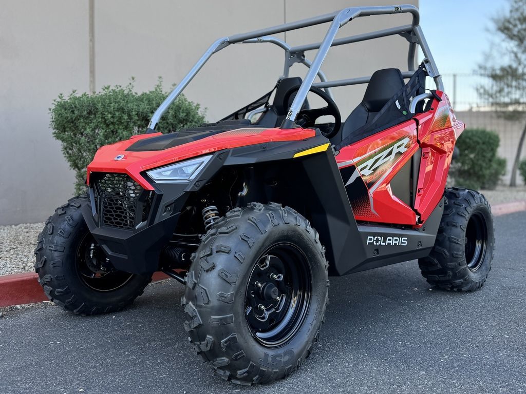 2026 Polaris RZR 200 EFI 180