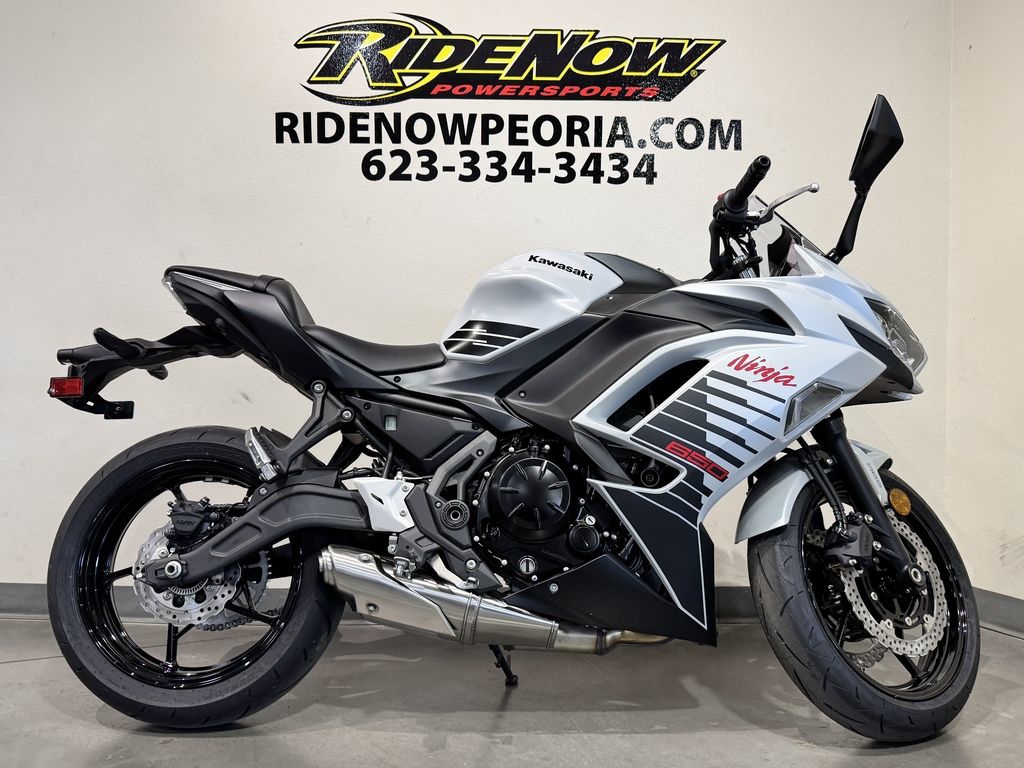 2026 Kawasaki Ninja® 650 ABS ABS Horizontal In-line 998