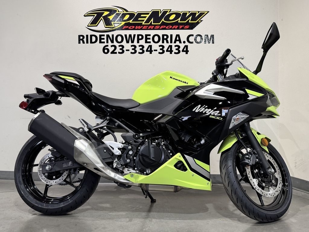 2026 Kawasaki Ninja® 500 ABS Metallic Yellowish Green/Ebony Parallel Twin 451