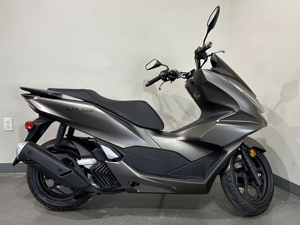 2023 Honda PCX Single-Cylinder 156.9