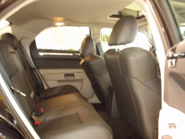 2005 Ford Explorer XLT photo