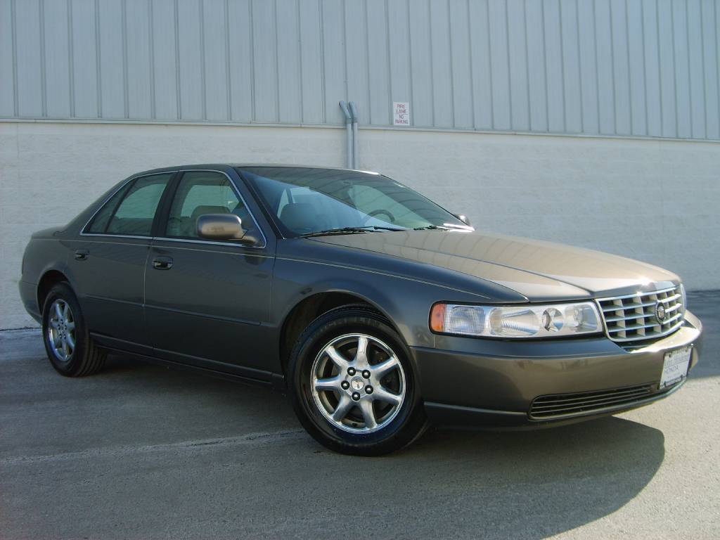 2001 Cadillac Seville SLS Sedan