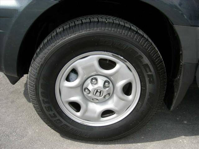 2005 Honda Pilot LX photo