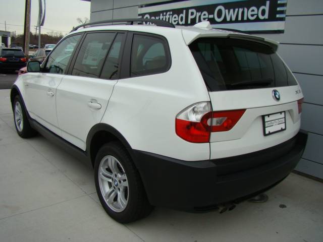 2005 BMW X5 4.4i photo