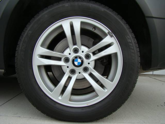 2006 BMW 5-Series 525i photo