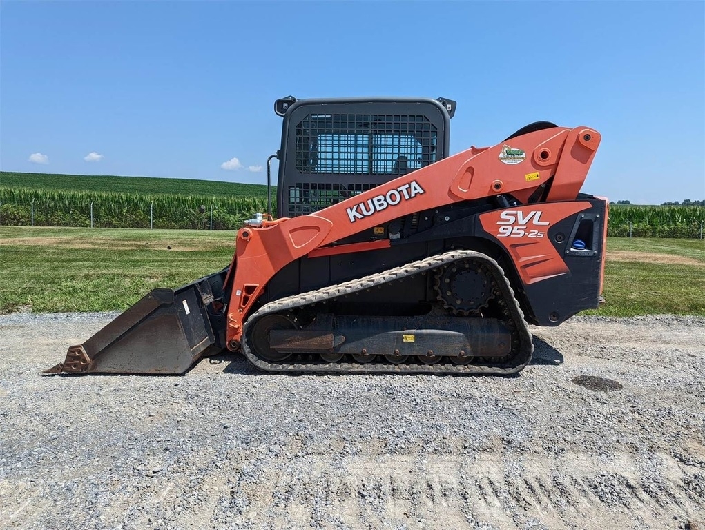 Kubota SVL 95-2S Skid Steer Loader