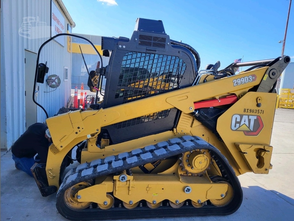 2022 Caterpillar 299D3 XE Track Skid Steer