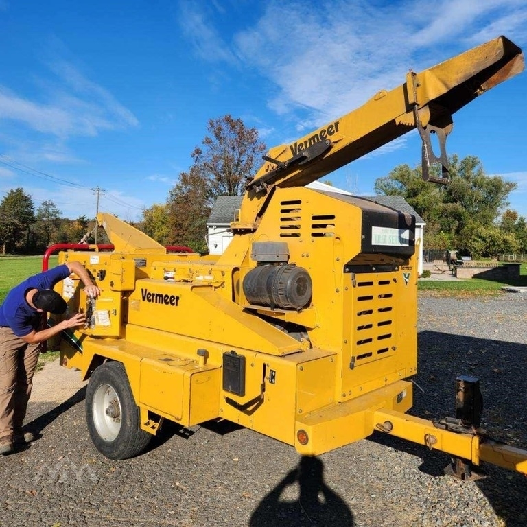 2017 Vermeer BC1800XL Towable Wood Chipper