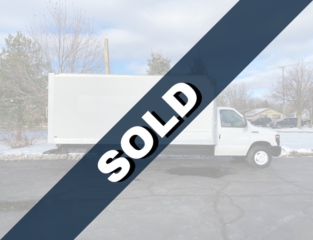 2017 Ford E-350 16ft Box Truck