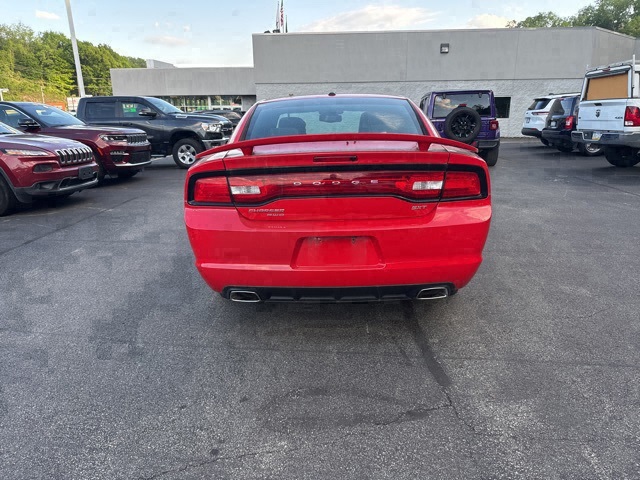 2014 Dodge Charger SXT photo