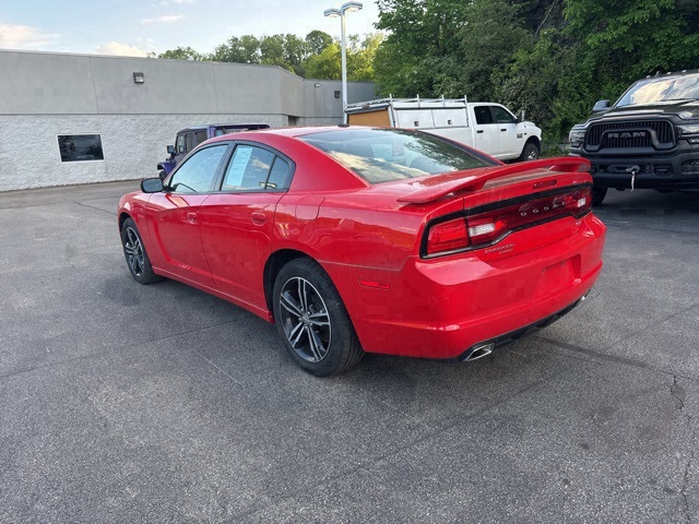 2014 Dodge Charger SXT photo