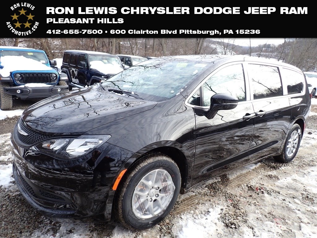 2026 Chrysler Voyager LX