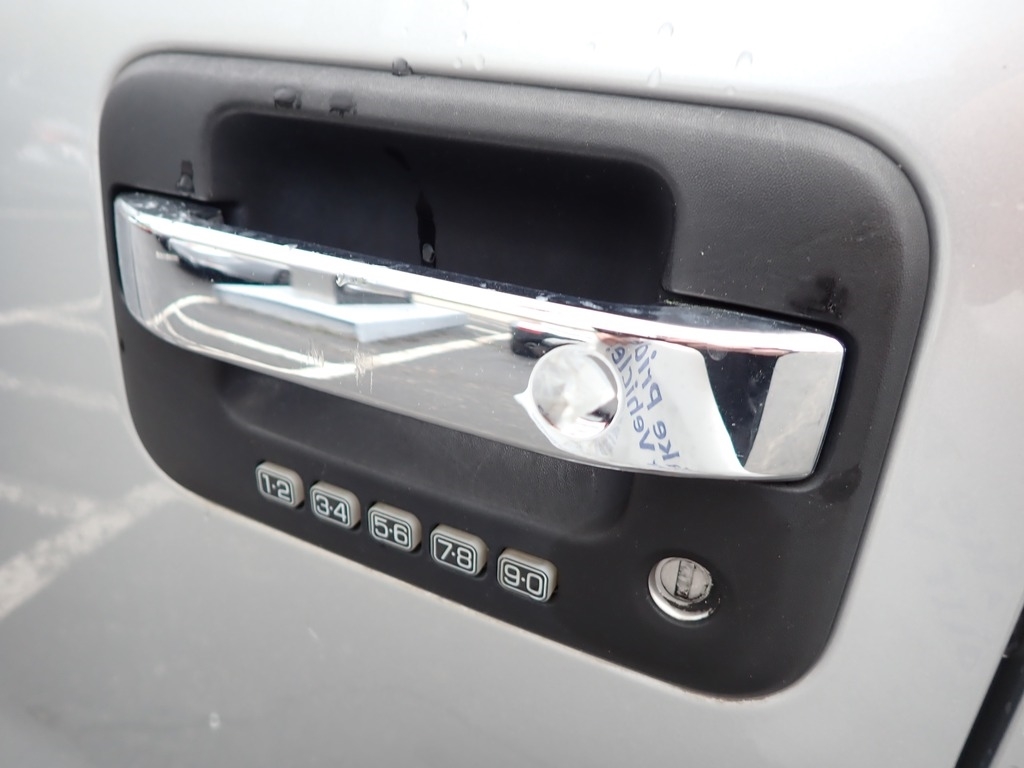 2014 Ford F-150 FX4 photo