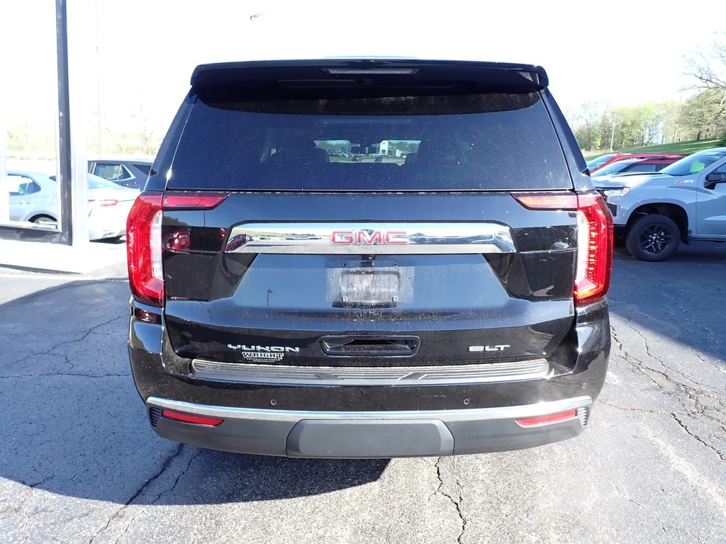 2022 GMC Yukon XL SLT photo