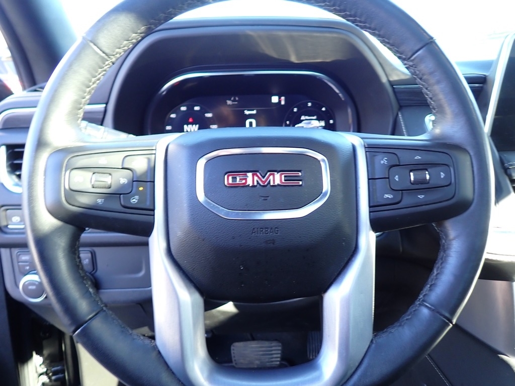 2022 GMC Yukon XL SLT photo