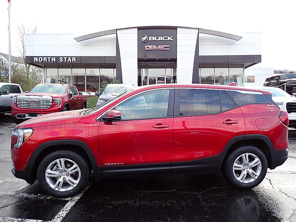2022 GMC Terrain SLE photo