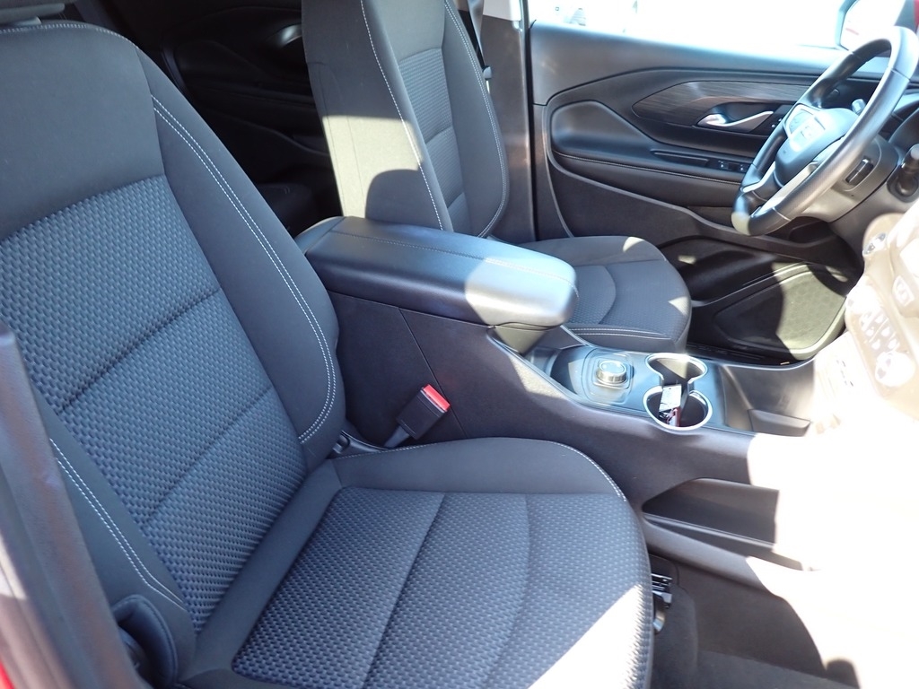 2022 GMC Terrain SLE photo