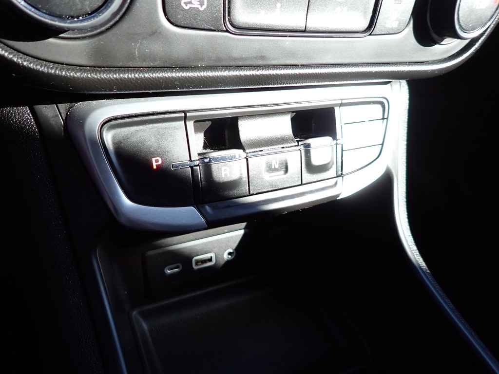 2022 GMC Terrain SLE photo