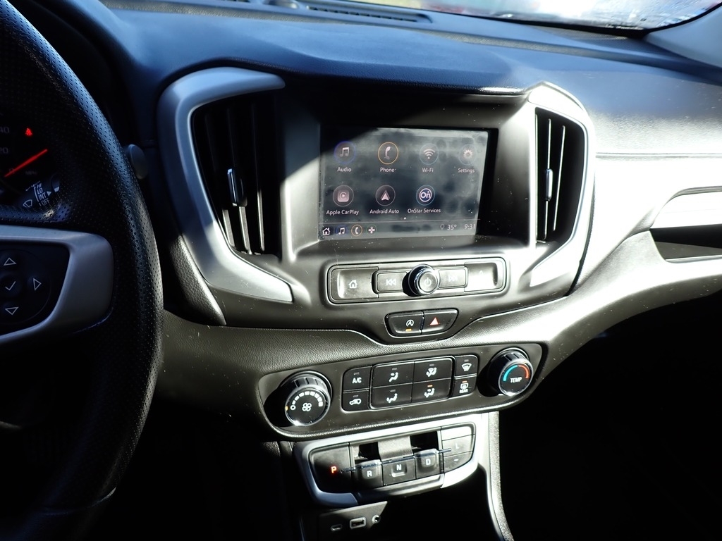 2022 GMC Terrain SLE photo