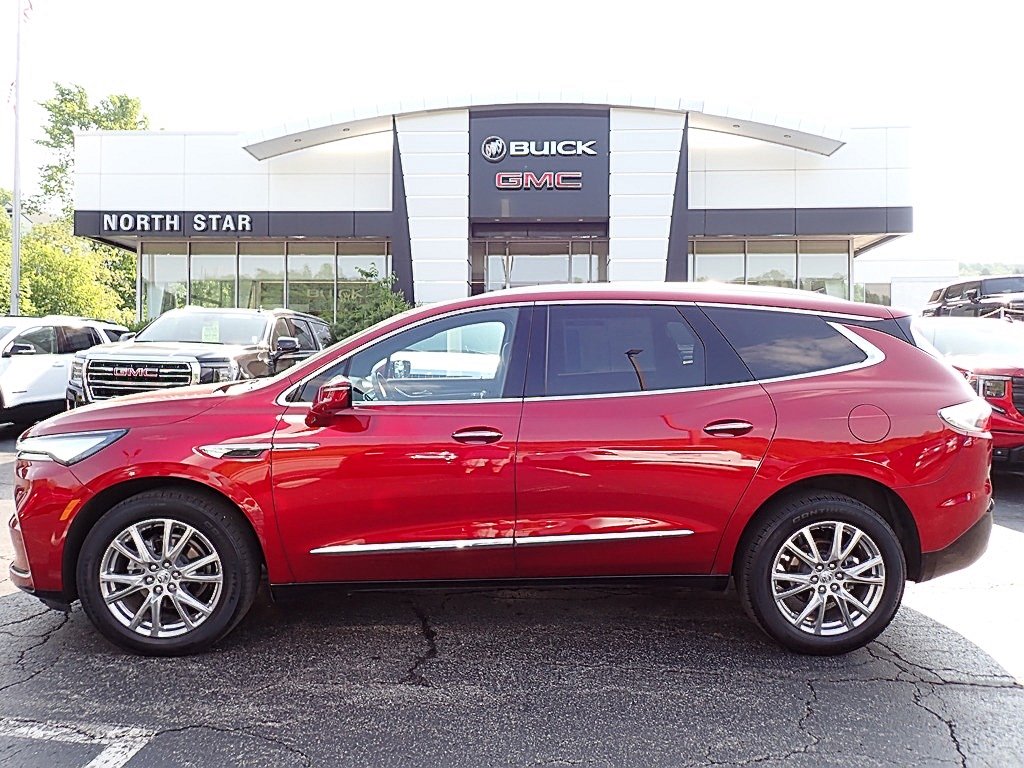 2023 Buick Enclave Essence AWD 4dr